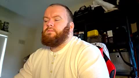 Snapshot of irishdaddy24 chatting on 01/10/26, 02:08 twitter theirishman205 online show from 01/10/26, 02:08