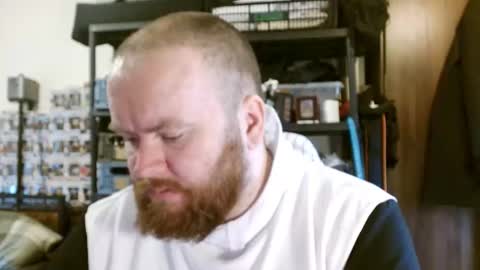 Snapshot of irishdaddy24 chatting on 03/01/26, 01:02 twitter theirishman205 online show from 03/01/26, 01:02