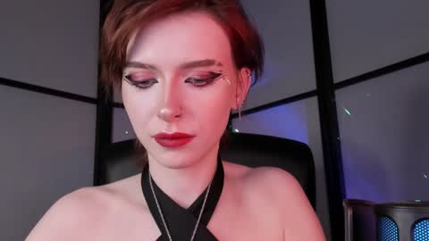 Snapshot of irisice chatting on 12/13/24, 07:32 Miss Iris Fansly Miss Iris new inst.  online show from 12/13/24, 07:32
