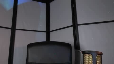 Snapshot of irisice chatting on 01/14/25, 11:16 Miss Iris Fansly Miss Iris new inst.  online show from 01/14/25, 11:16