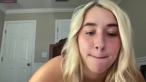 Irispink1 online show from 11/04/25, 08:30