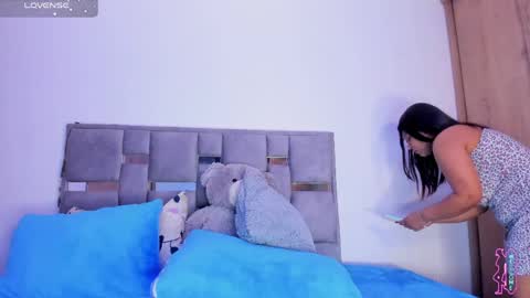 iris online show from 05/11/26, 11:49