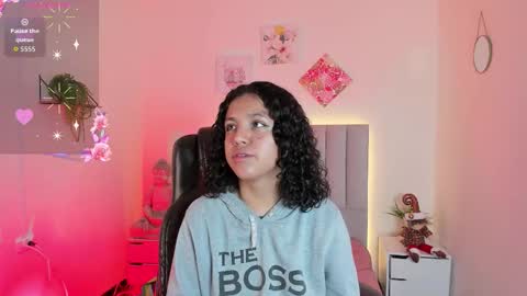 Iris online show from 12/19/25, 03:24