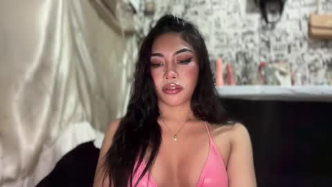 Snapshot of iriss_fox chatting on 01/18/26, 03:43 iriss_fox online show from 01/18/26, 03:43