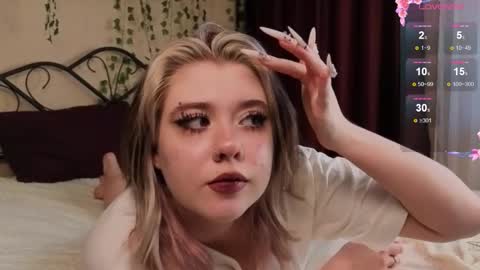 I am Cutie Iris3 online show from 10/03/25, 07:49