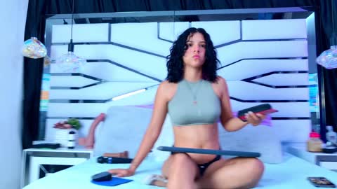 Snapshot of irissross chatting on 02/04/25, 11:16 Iris online show from 02/04/25, 11:16