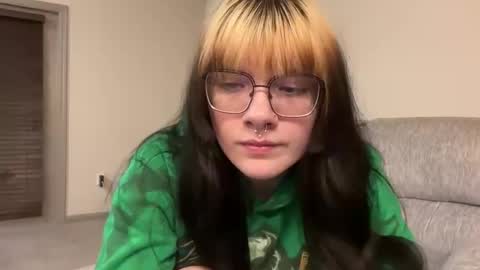 irissweets online show from 02/16/26, 02:29