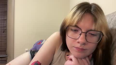 irissweets online show from 04/29/26, 02:48