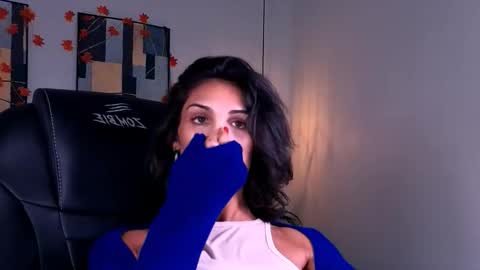  IRMA  FOLLOW ME  online show from 11/14/25, 09:30