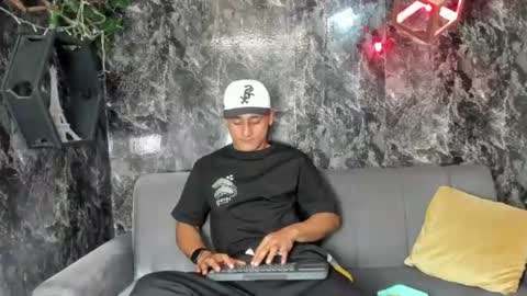 Snapshot of iron_king7 chatting on 07/21/26, 12:40 Iron king online show from 07/21/26, 12:40