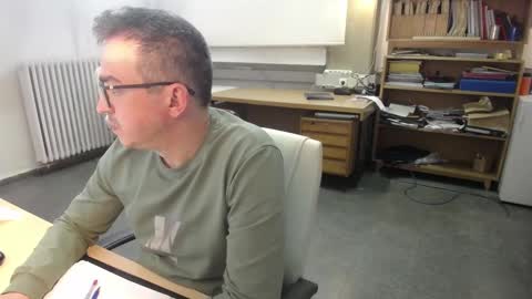 Snapshot of ironchrome chatting on 03/03/25, 10:38 IronChrome online show from 03/03/25, 10:38