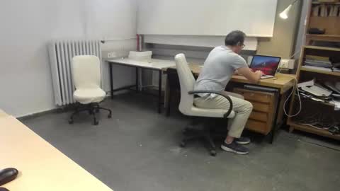 Snapshot of ironchrome chatting on 10/01/25, 08:09 IronChrome online show from 10/01/25, 08:09