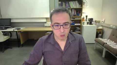 Snapshot of ironchrome chatting on 10/27/25, 07:23 IronChrome online show from 10/27/25, 07:23