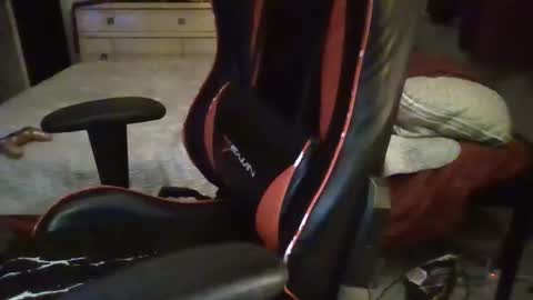 Snapshot of ironcogking chatting on 01/18/26, 02:04 SexEngine88 online show from 01/18/26, 02:04