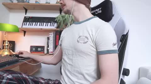 Sam online show from 04/27/26, 01:09