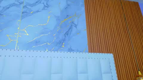 Sandy  online show from 09/23/25, 12:19