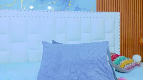 Sandy  online show from 11/21/25, 12:48