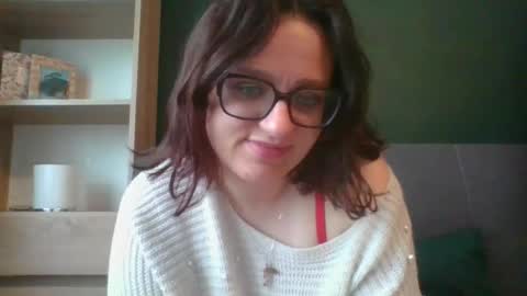 Paris online show from 05/15/26, 05:36