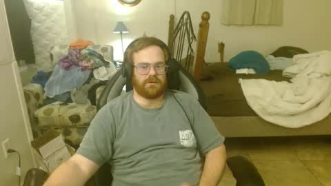 Snapshot of irreversible0 chatting on 12/08/24, 06:01 Matt online show from 12/08/24, 06:01