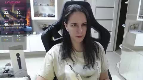 Snapshot of irwi_tomboy chatting on 10/29/25, 09:16 Irwi Tomboy online show from 10/29/25, 09:16