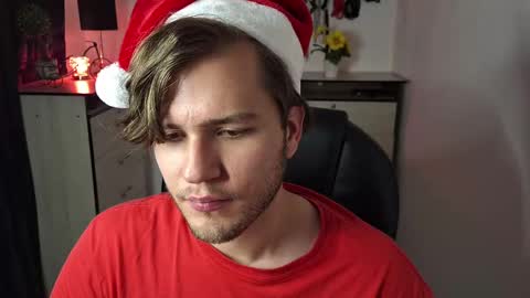 Jess online show from 12/08/24, 01:13