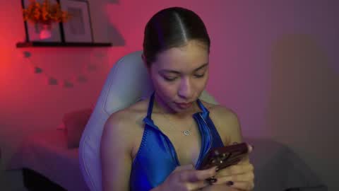 Snapshot of isa_____ chatting on 02/08/26, 02:59 isa_____ online show from 02/08/26, 02:59