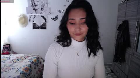 Snapshot of isa_bella___ chatting on 03/06/26, 10:39 Isa online show from 03/06/26, 10:39