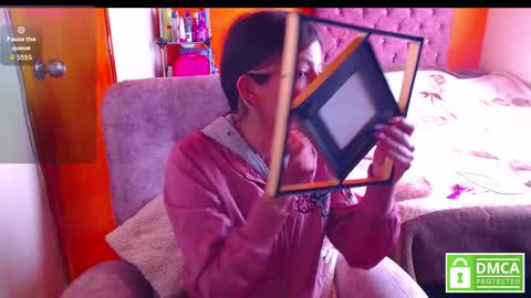 isa online show from 11/02/25, 01:57