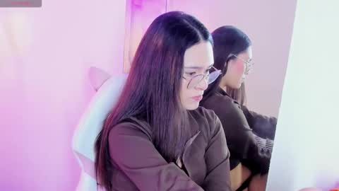 Isa online show from 02/11/26, 02:49