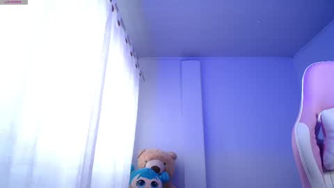 Isabella  online show from 02/22/25, 01:24