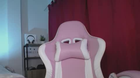 Isabella  online show from 09/22/25, 10:39