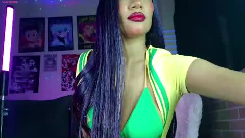 Snapshot of isa_hotwife chatting on 06/29/26, 04:07 isa_hotwife online show from 06/29/26, 04:07