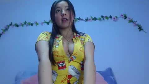 Snapshot of isa_jones1 chatting on 02/02/25, 06:26 isa_jones1 online show from 02/02/25, 06:26