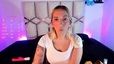 isa_klein online show from 05/14/26, 05:03