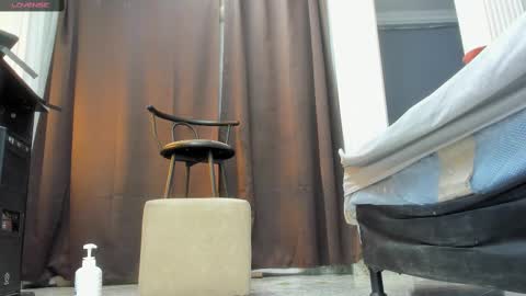 Isa Lancaster online show from 03/09/25, 10:41