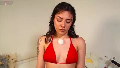 Isabella Laurentt  online show from 06/26/26, 01:32