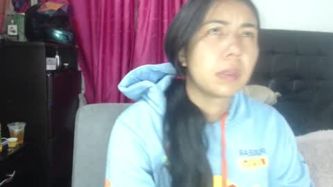 Snapshot of isa_mey chatting on 03/05/25, 02:46 Isa online show from 03/05/25, 02:46