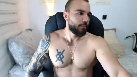 Snapshot of isaac_carter chatting on 09/11/25, 10:37 Isaac carter online show from 09/11/25, 10:37