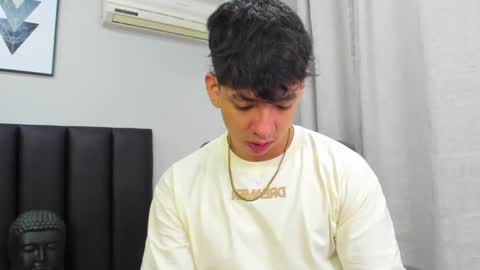 Snapshot of isaac_cryston chatting on 02/10/25, 01:01 isaac_cryston online show from 02/10/25, 01:01