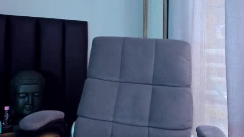 Snapshot of isaac_cryston chatting on 02/21/25, 07:54 isaac_cryston online show from 02/21/25, 07:54