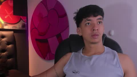 Snapshot of isaac_cryston chatting on 09/16/25, 08:10 isaac_cryston online show from 09/16/25, 08:10