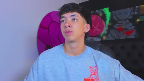 Snapshot of isaac_cryston chatting on 10/06/25, 07:33 isaac_cryston online show from 10/06/25, 07:33