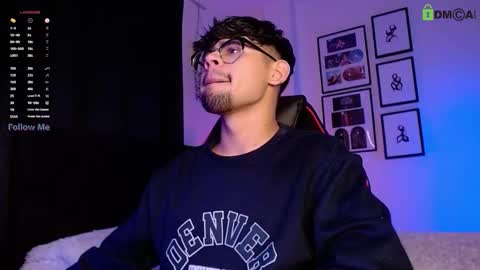 Isaac Saenz. online show from 11/27/25, 12:13