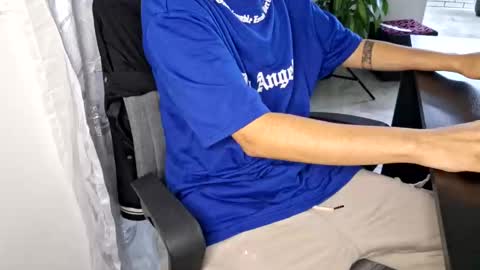 Snapshot of isaac_winter_ chatting on 10/03/25, 03:14 Isaac online show from 10/03/25, 03:14