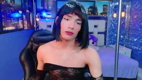 isaacnova online show from 05/30/26, 09:01