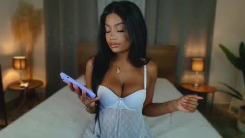 Snapshot of isaacoleman chatting on 01/05/26, 09:07 Isaa Coleman online show from 01/05/26, 09:07