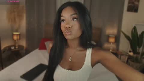 Snapshot of isaacoleman chatting on 01/08/26, 07:49 Isaa Coleman online show from 01/08/26, 07:49