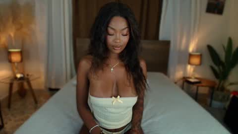 Snapshot of isaacoleman chatting on 03/18/26, 10:24 Isaa Coleman online show from 03/18/26, 10:24