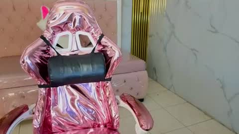 isabeau_s online show from 07/03/26, 01:17
