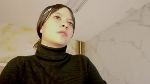 isabeau_s online show from 07/09/26, 01:59